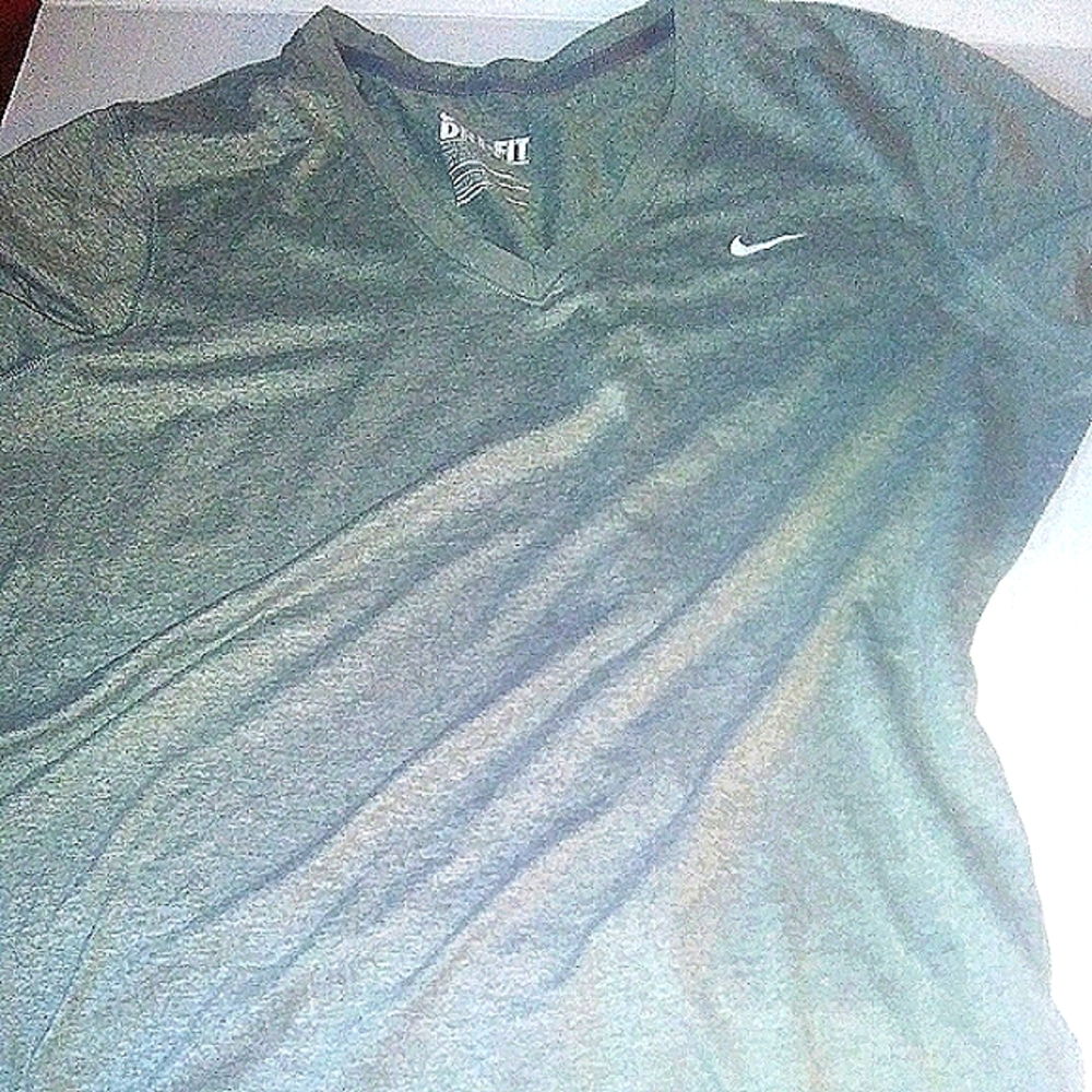 Nike dri fit V Neck t Shirt